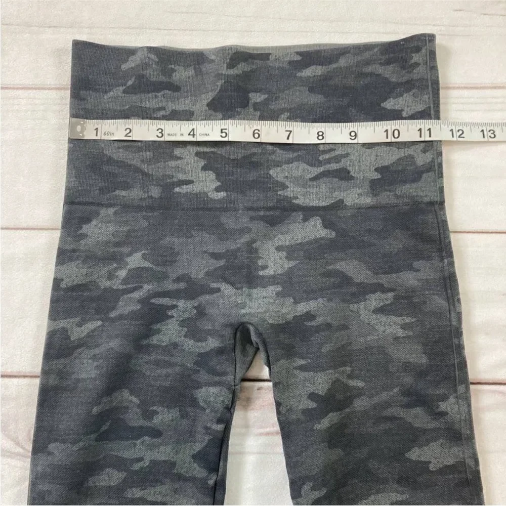 Spanx Women Gray Camouflage High Waisted Athletic Workout Leggings Size XS